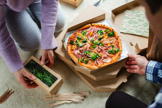 Take away ja kotiin tilattu ruoka on normalisoitunut osaksi arkea.